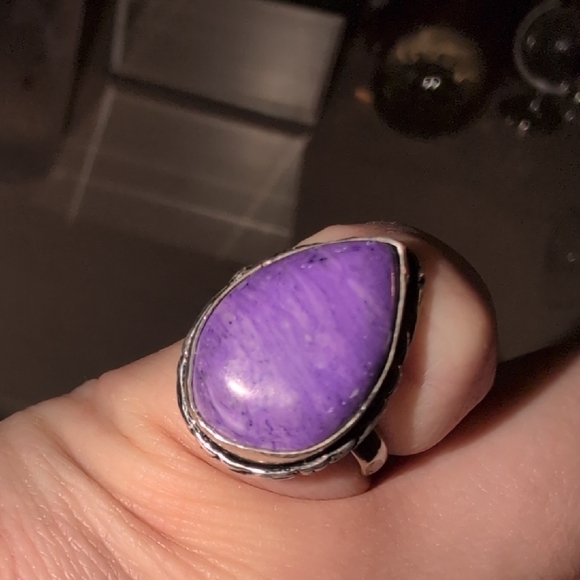 NEW ♡ 925 Sterling Silver Charoite Gemstone Teardrop Ring (5.5cm Diameter) - Picture 1 of 6